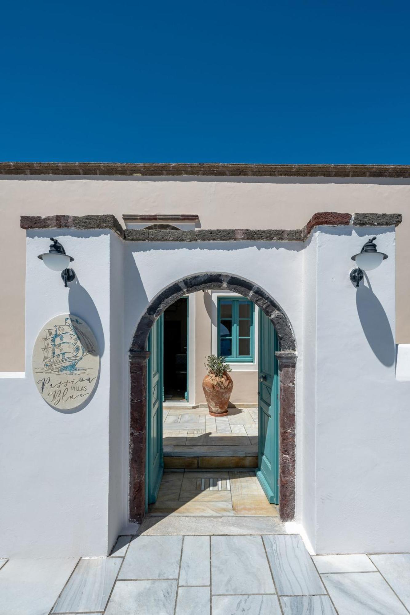 Passion Blue Villas Oia  Exterior photo